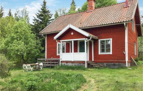 3 Bedroom Nice Home In Norrtlje